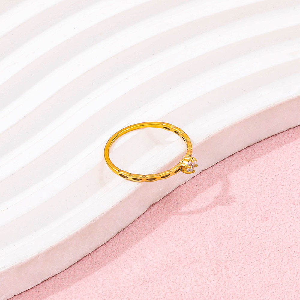 Mini Zirconia Hollow Ring | 18K Gold Plated