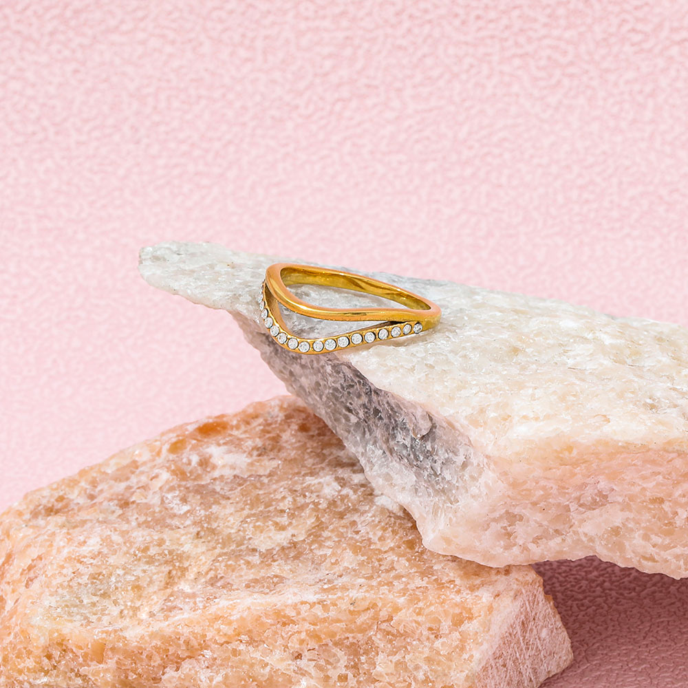 Double-layer Dainty Half Paved Waved Ring | 18K Gold Plated