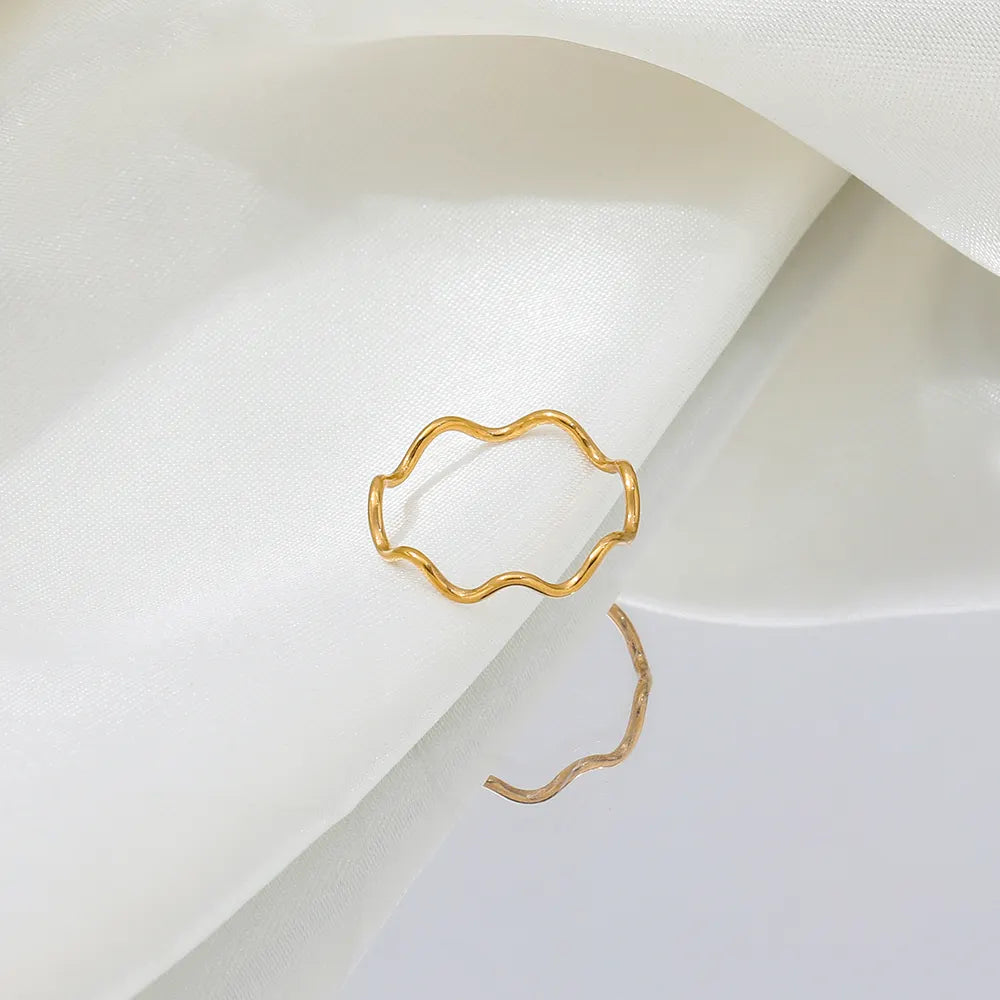 Waved Super Fine Dainty Band Ring | 18K Gold Plated
