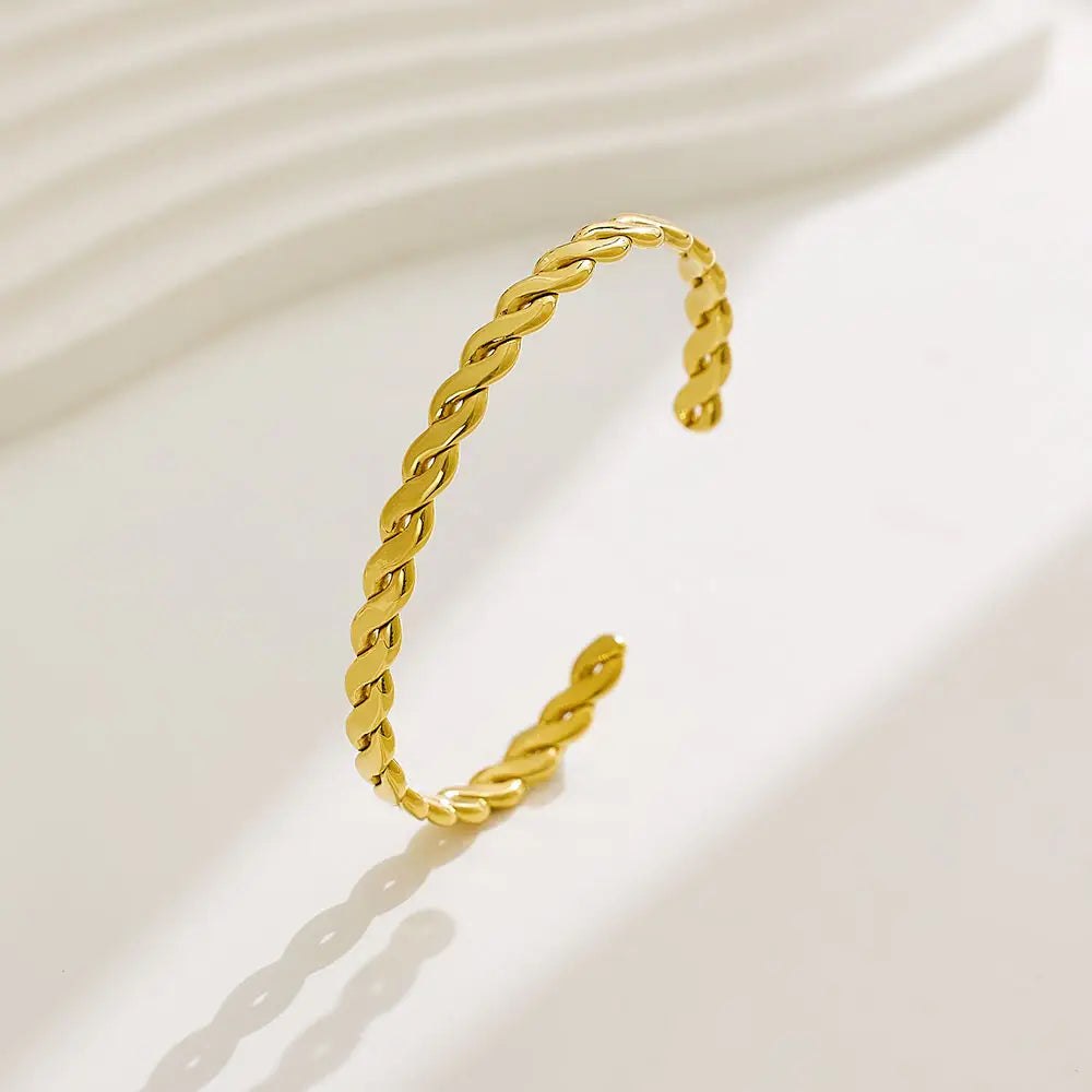 Knit Style 18K Gold Plated Cuff Bangle