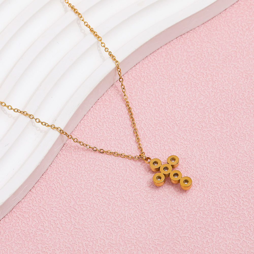 Pearl Cross Pendant Necklace | 18K Gold Plated