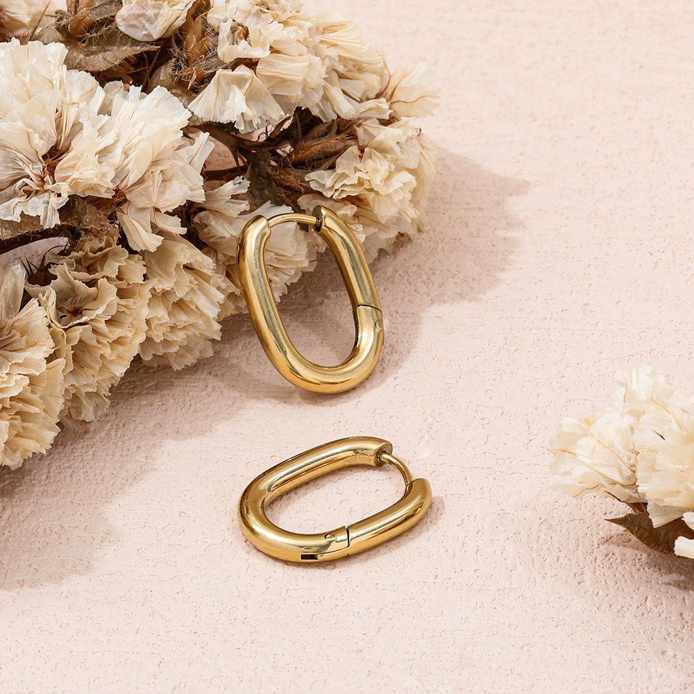 Oval Vintage Hoop Earrings | 18K Gold Plated