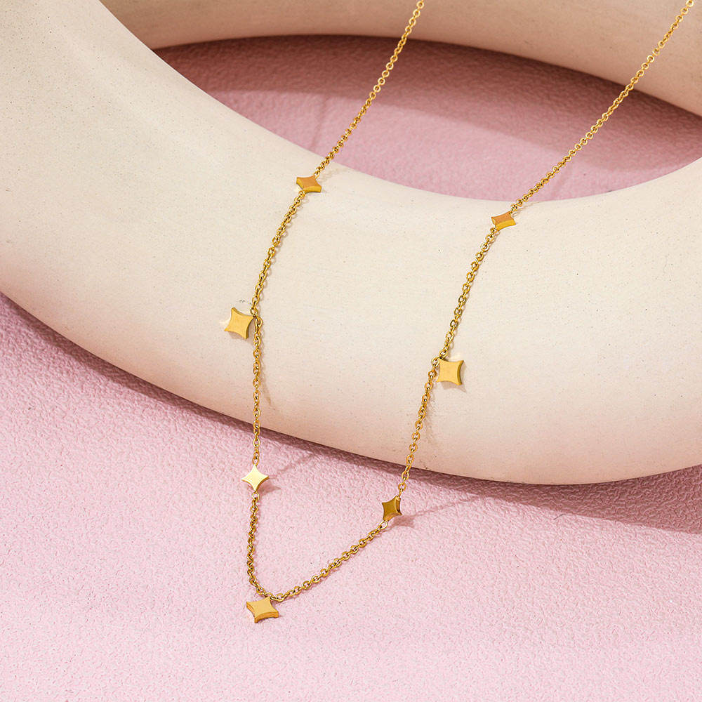 Shiny Star Necklace | 18K Gold Plated