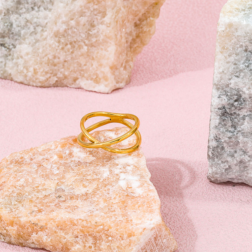 Double-layer Cross Ring | 18K Gold Plated