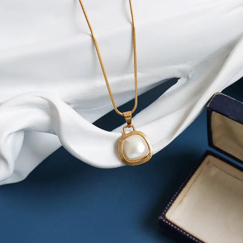 Pearl Clavicle 18K Gold Plated Necklace