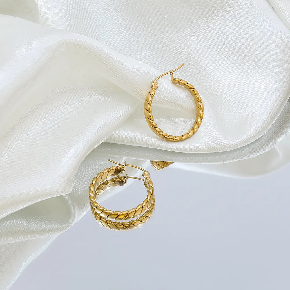Line Hoop Earring | 18K Gold Plated