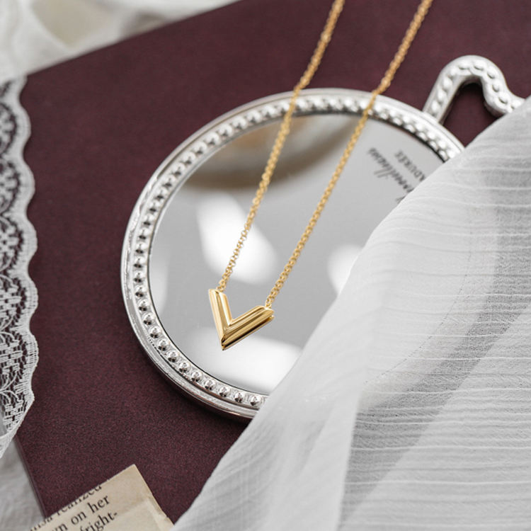 V Shaped 18K Gold Plated Pendant Necklace