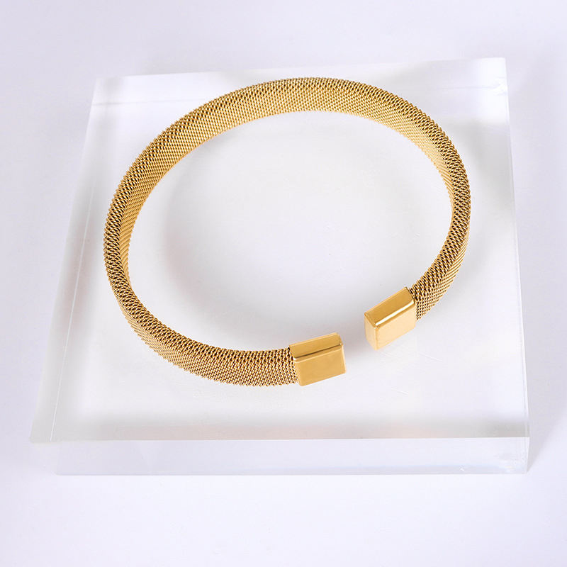 French Style Weaving Design Cuff Bangle