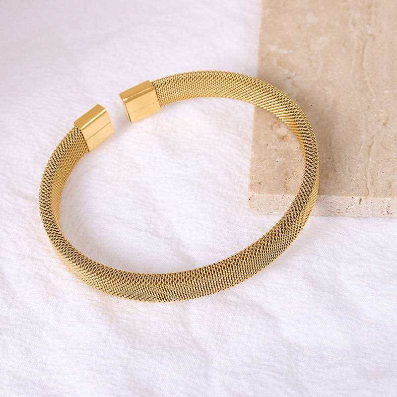 French Style Weaving Design Cuff Bangle