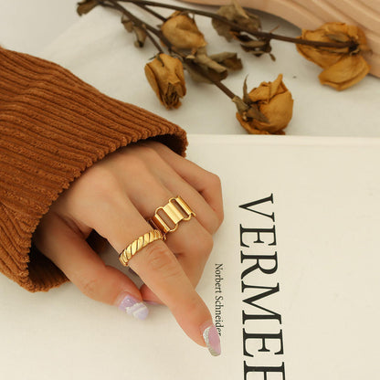 Twist Rope Ring | 18K Gold Plated