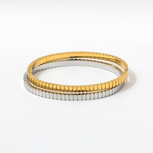 Gear Shape Bangle Bracelet | 18K Gold Plated