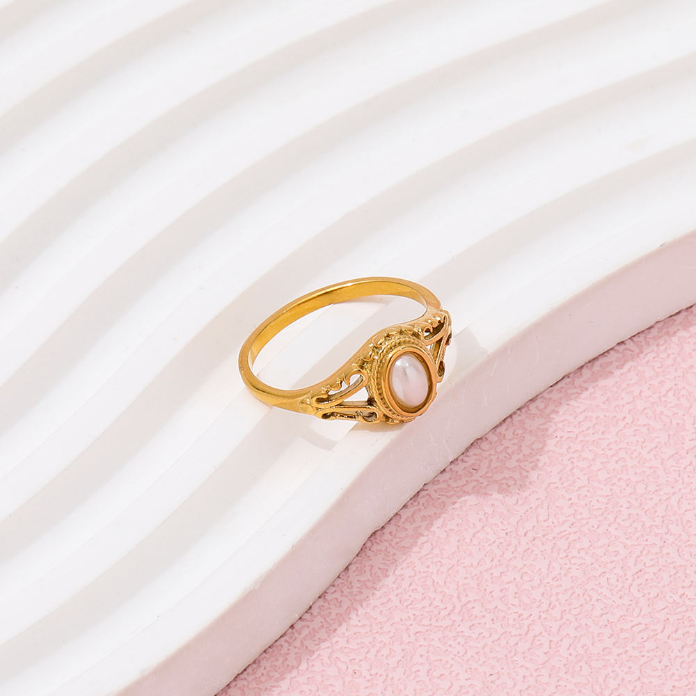 Vintage Style Pearl Ring | 18K Gold Plated