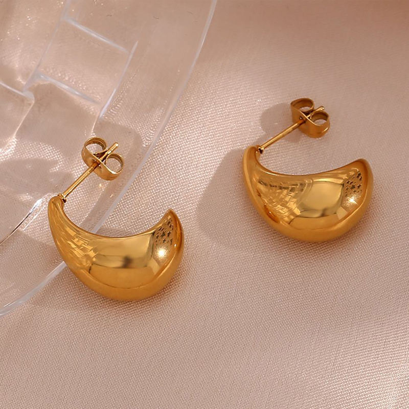 Hollow Out 18K Gold Plated Stud Earrings