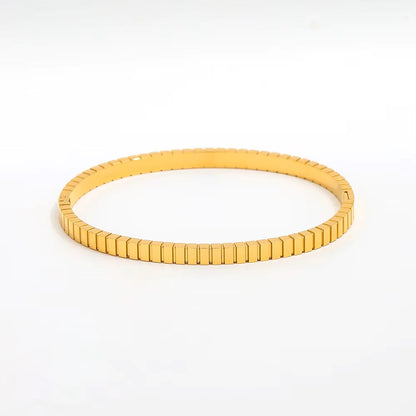 Gear Shape Bangle Bracelet | 18K Gold Plated