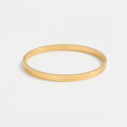 Gear Shape Bangle | 18K Gold Plated